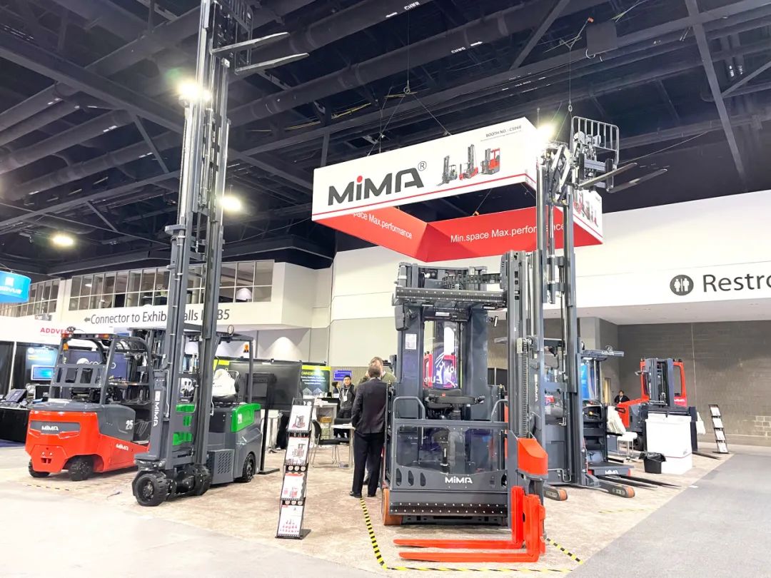 米瑪電動叉車展會1.jpg