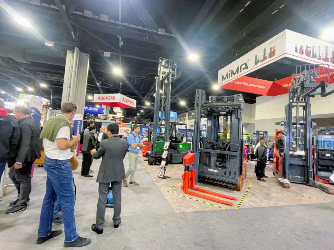 米瑪電動叉車展會3.jpg